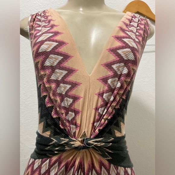 Design History Petite women’s Chevron Maxi multicolored dress size PM - Picture 2 of 5